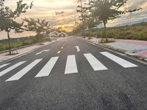 có 1 lô đất tđc giá tốt, kdc ổn định cho a/c xây dựng nhà ở hoặc đầu tư sinh lời, gần trường chợ bv