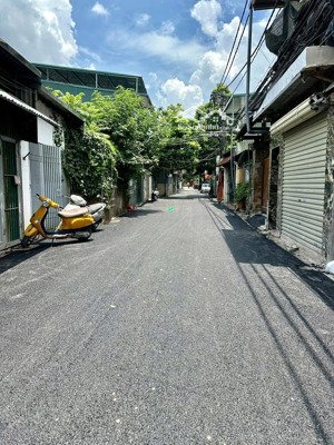 bán gấp nhà âu cơ - ôtô đỗ cửa - mặt tiền 5m - vị trí vàng - kinh doanh sầm uất