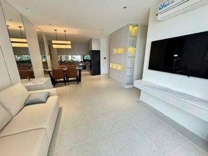 bán gấp căn 2pn gold view giá chỉ 7 tỷ, view pháo hoa lh: 