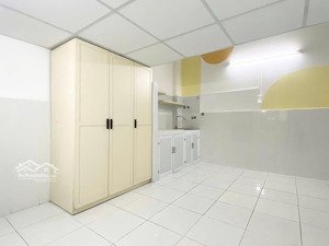 cho thuê phòng trọ có gác có nội thất cơ bản ngay 41 đường thạnh mỹ lợi