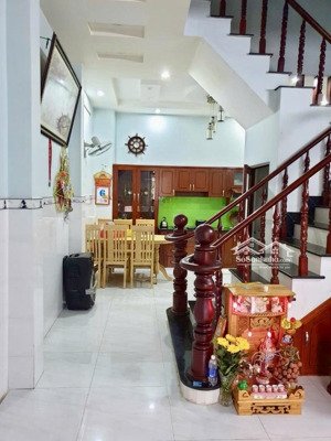 bán nhà 3 tầng hẻm xe hơi tránh đường lò lu, phường trường thạnh, q.9, giá chỉ 5,7t.