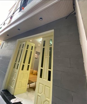 bán nhà đẹp - thượng thanh - long biên - 2 thoáng - nội thất sang trọng - dt 45m2, chỉ 7.5tỷ