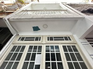 chủ cần bán giảm 300 triệu - giá mới 5.7 tỷ - 120 đường trần hưng đạo quận 1 - 39m2 - 3 tầng