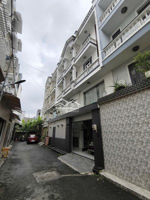 vị trí vip của những khu vip ngang khủng xe hơi ngủ trong nhà p9 gò vấp