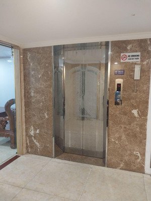 bán nhà cách mạng tháng tám 82m² 6 tầng - 30 tỷ - dòng tiền 1.8 tỷ/năm