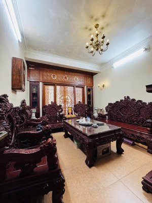 bán nhà cầu giấy - 55m2 - 5 tầng đẹp 1 bước ra ô tô - giá nhỉnh 14 tỷ