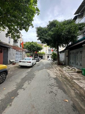 khu vip ngay aeon tân phú, 5x15m, 3 tầng, hẻm nhựa 10m thông, chỉ 7.15 tỷ