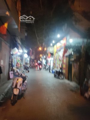 7t thang máy - dân xây - dòng tiền 60 tr/ tháng - ô tô đỗ tránh vỉa hè 3m, trục chính ô tô trá