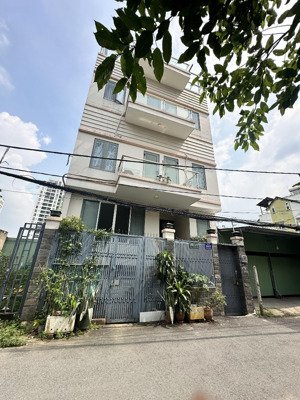 bán nhà thiết kế căn hộ dịch vụ 15 phòng cho thuê 40 tr/tháng đường 20 hiệp bình chánh khu bên sông