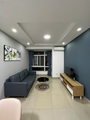 chính chủ bán gấp căn hộ sky garden 3 - 71m2- tặng hđ thuê cao - sổ hồng cầm tay !!!