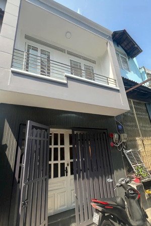 bán nhà 1 lầu sổ hồng riêng - 4x11 - huỳnh tấn phát - quận 7