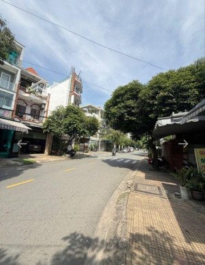 bán nhà mặt phố tại tân sơn nhì, 3,5 tỷ, 21m2, 2pn, 2wc