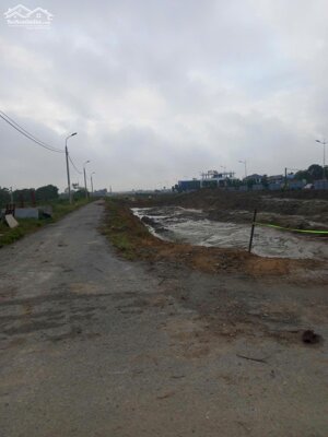 Bán đất mặt bằng 8197 Quảng Phú, gần dự án DANKO
