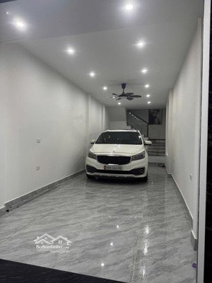 bán nhà lạc long quân - gara ô tô - 5 tầng thang máy - vỉa hè rộng - kinh doanh đỉnh