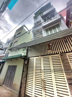 bảy hiền, ông tạ, bành văn trân. hxh, 4,8*12m, 5tầng, 6pn, 7wc chỉ 10t,ỷ.