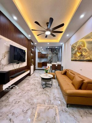 bán nhà phú thượng- tây hồ- 6tỷ hơn- 35m x 6tầng- 2 thoáng- gần ôtô- dân xây- tặng nội thất- ở ngay