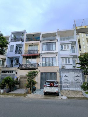 nhà 4 tầng (4x18) có thang máy mặt tiền đường số kdc tân quy đông, p. tân phong, q7 giá 16,5 tỷ