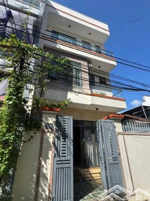 cần tiền làm ăn bán gấp nhà riêng tại hậu giang, phường 11, quận 6. giá 4 tỷ 190. gọi 