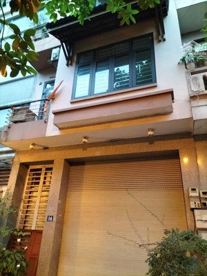 chính chủ bán gấp hoàng cầu, đống đa 64m², nhà xây 5 tầng , ngõ ô tô, giá 20,5 tỷ lh 