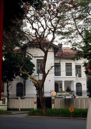 biệt thự pháp cổ 2 mp - vip - hiếm 250m - chỉ 145 tỷ