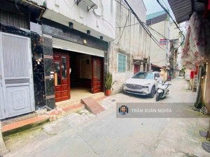 chính chủ cần bán nhà gần hồ đền lừ, quận hoàng mai 44m², 5 tầng, giá chỉ 13.8 tỷ.