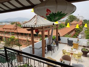 cho thuê mặt bằng cơ ngơi 5 tầng hoành tráng, đẹp