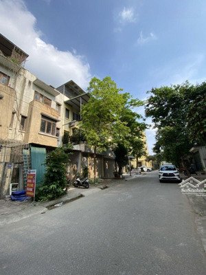 phân lô ôtô tránh, cạnh học viện tài chính, bắc từ liêm, mặt tiền bề thế, o tô vào nhà, xây tòa ccm