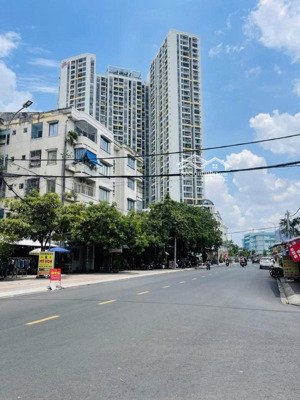 bán nhà quận 8 gần chung cư pegasute