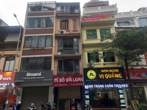 bán nhà mặt phố hoàng cầu giá nhỉnh 12 tỷ