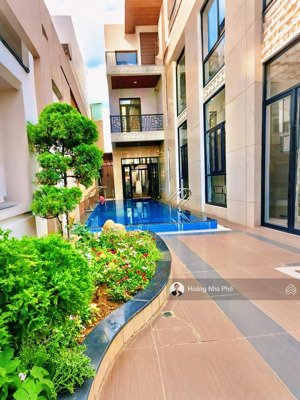 siêu biệt thự 6 tầng - có hồ bơi - tặng full nội thất trị giá 30 tỷ - mặt tiền đường to - tl mạnh