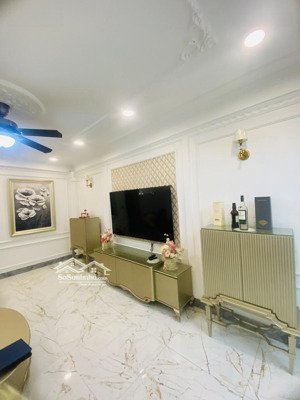 hoàng hoa thám nhà siêu đẹp 7 tầng 41m2 tặng nội thất hoàng gia tiền tỷ