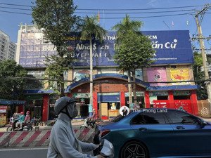 chính chủ gửi cho thuê nhà mặt tiền 516 huỳnh tấn phát, p. bình thuận, q7, 30x50m, 