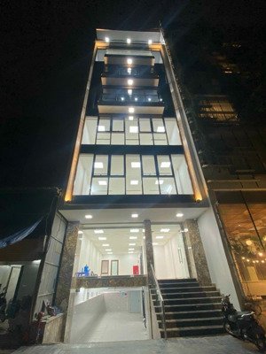 a chủ nhờ bán 75m2, 6 tầng. mt 5m hoàn thiện đẹp. có tầng hầm. có thang máy. chỉ hơn 20 tỷ.