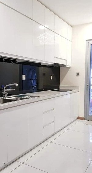 cho thuê căn hộ vinhomes central park 2 phòng ngủ , view đẹp, giá tốt nhất thị trường