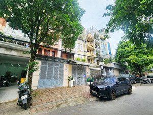 bán nhà 6 tầng phân lô võng thị ngõ ô tô tránh nhau, có thang máy, 2 thoáng, dt 51m2, mt 5.4m