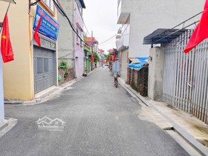 chính chủ bán 48m đất mai lâm ngõ oto thông gần triển lãm quốc gia