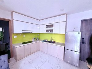 cho thuê căn hộ 55m2 lavida plus full nội thất; lh 