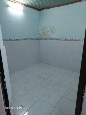 cho thuê nhà nguyên căn 5x20m đường nguyễn văn quá, p. đông thuận, quận 12 hẻm rộng xe tải