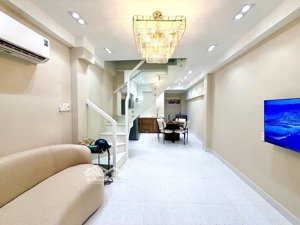 bán nhà đẹp bình thạnh tặng full nội thất gần cư xá chu văn an - học viện cán bộ chỉ 5,38 tỷ