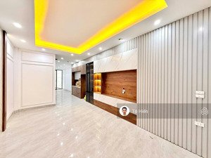 hoàng cầu - nhà mới 70m2 - thang máy - gara ô tô - ngã 5 ô chợ dừa - kinh doanh đỉnh