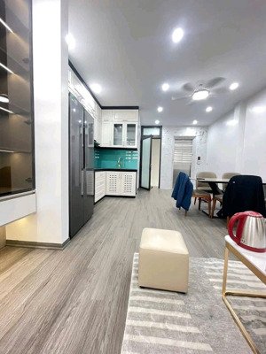 siêu hiếm phú lương 42m, 5 tầng, phân lô, ô tô đỗ cửa, lô góc hai thoáng chỉ nhỉnh 5 tỷ 