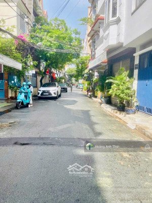 bán nhà hẻm hồng hà, p2 tân bình dt 10x20 - nhà 5 tầng giá 47 tỷ tl ngay sân bay tsn