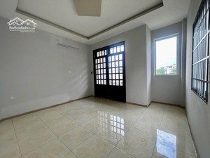 mặt tiền đường 85, sát đường lê văn việt, phường hiệp phú, nhà 3 tầng, 140m2, giá 12.9t.