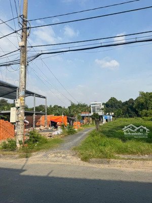 bán đất sổ hồng riêng 1/phùng thị chiện vào 20m gần tô ký , đặng thúc vịnh, thới tam thôn ,hóc môn