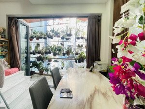 bán nhà 3tầng, gần đại học kinh tế, sát mặt tiền nguyễn chí thanh - quận 10