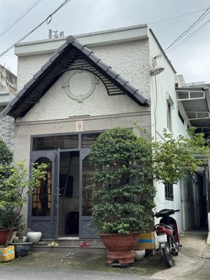 nhà c4 đường xe tải gần vincom lê văn việt q9 chỉ 5t25