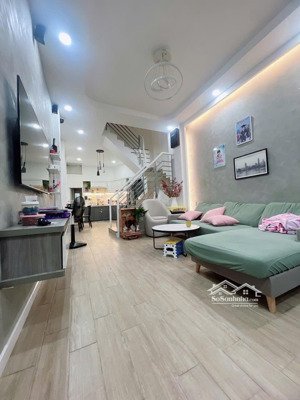 bán nhà 5 phòng ngủ hẻm 4m đoàn văn bơ quận 4