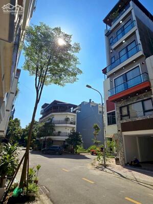 bán nhà khu tái định cư Ngọc Thuỵ, 58m x 7 tầng, vỉa hè, mặt đường 12m, kinh doanh, full nội thất