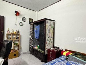 sát mặt tiền - gần bàu cát 4 - 3 tầng - 5pn - 74m2 - ngang 4m4 - full nội thất - 9tỷ tl