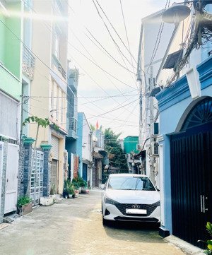 3 bước mt phạm hữu lầu, nhà 3t, 60m2 nở hậu, 4pn, hẻm xe hơi, kế phú mỹ hưng - phú mỹ - 6,8 tỷ